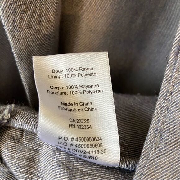 Aritzia- Light Chambray Blue Kent Lightweight Blazer - Picture 8 of 9